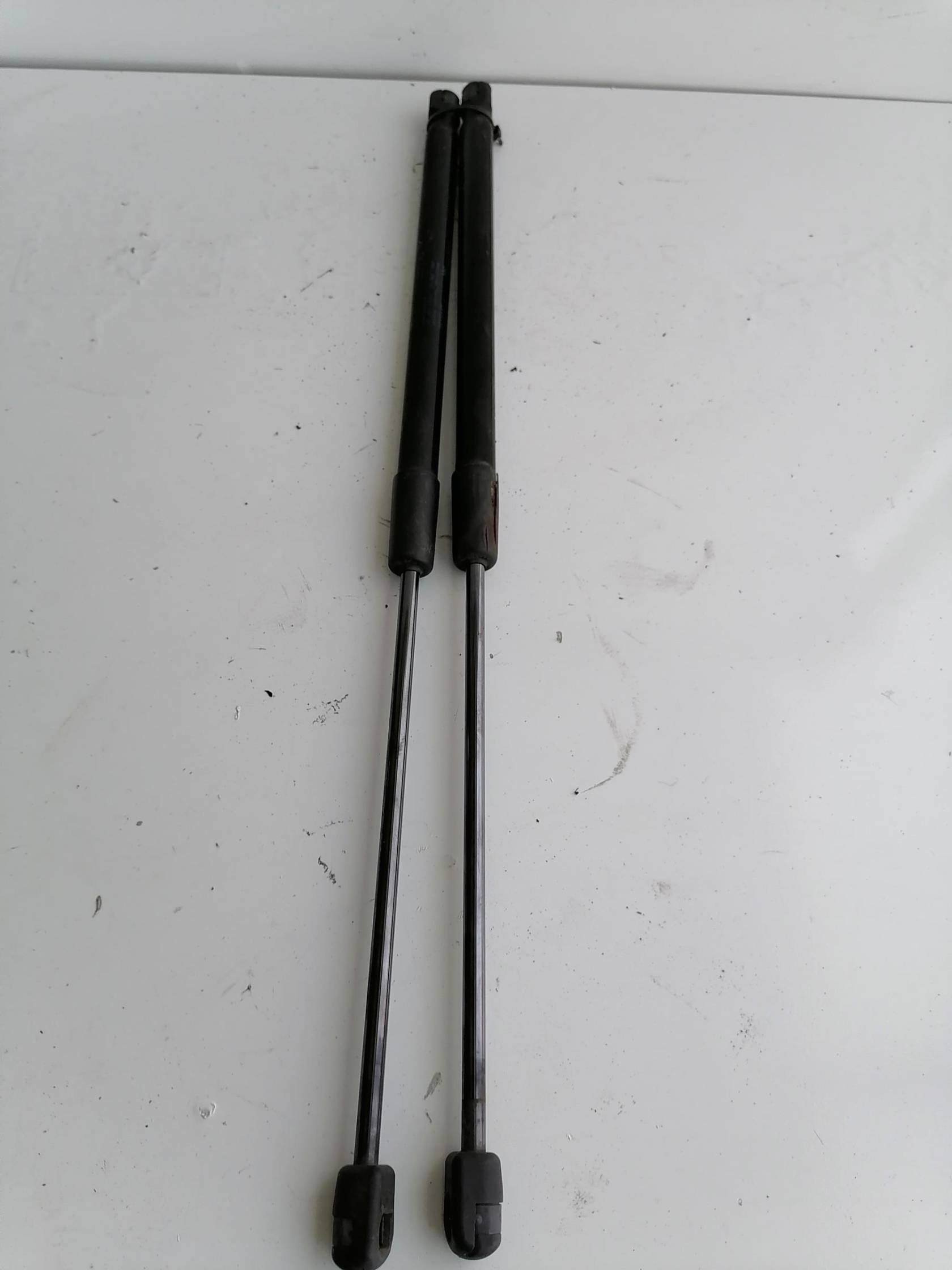 Asta ammortizzante portello post. sx.